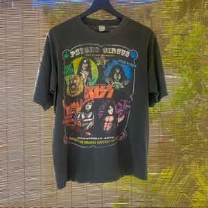 KISS band tee Live At The Dodgers Stadium, LA. Size L. Vintage 1998.